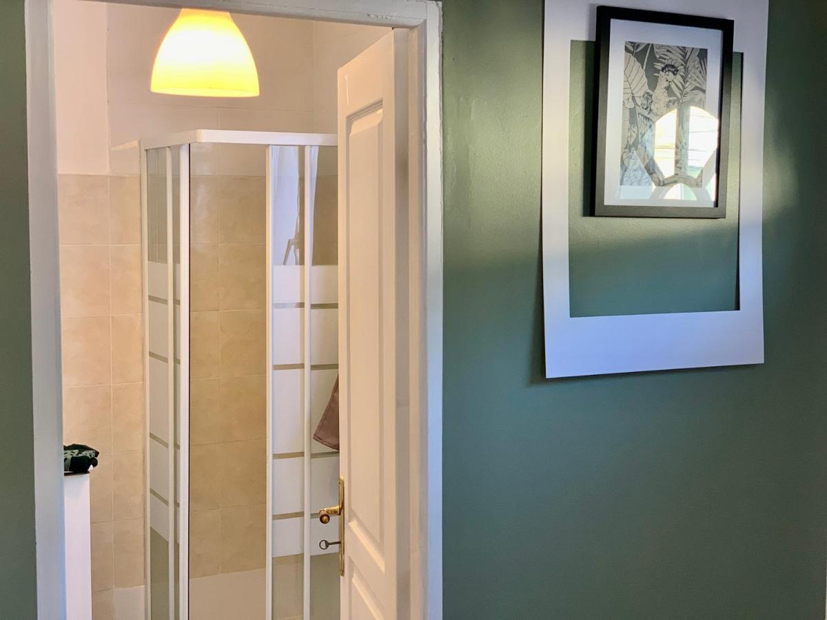 Superbe Appartement Avec Parking Gratuit Sur Place Saint-Denis  Exteriör bild