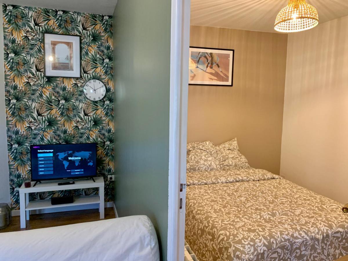 Superbe Appartement Avec Parking Gratuit Sur Place Saint-Denis  Exteriör bild