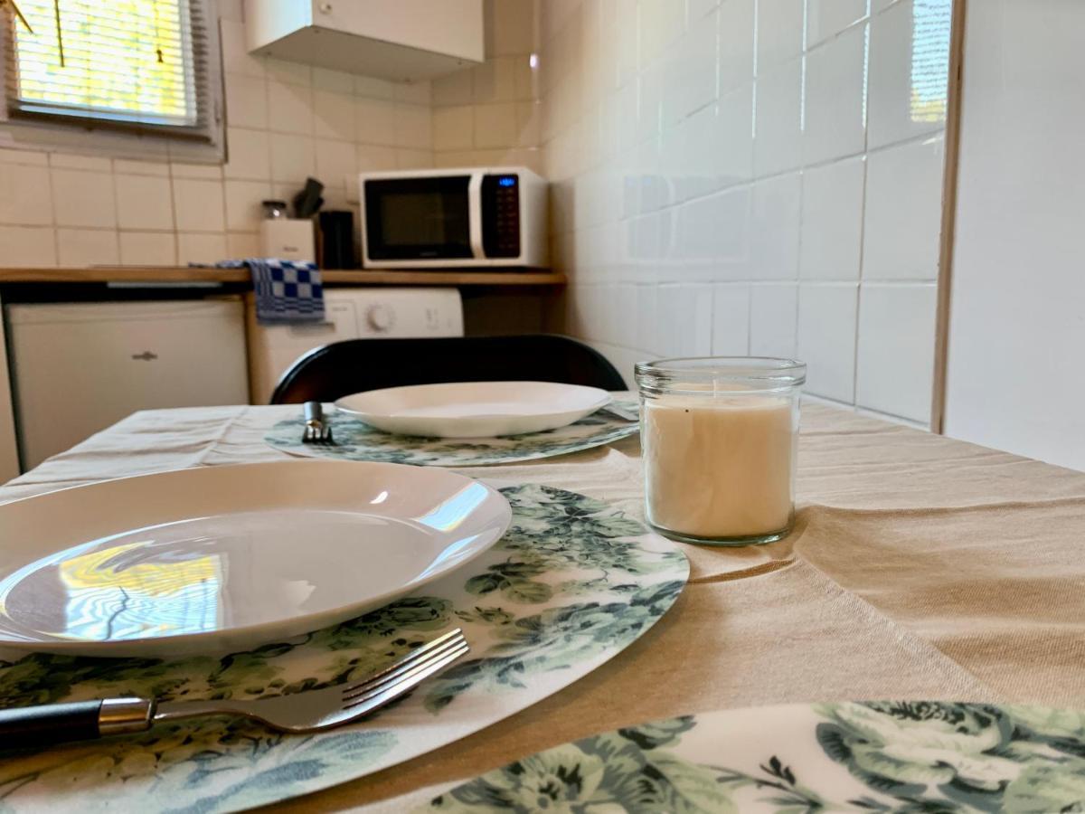Superbe Appartement Avec Parking Gratuit Sur Place Saint-Denis  Exteriör bild